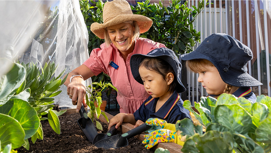 EARLY LEARNERS’ CENTRE
